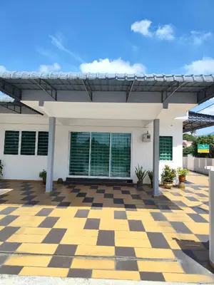 a house with a checkered floor at Ipoh Cozy Premium Spacious Home in Ipoh
