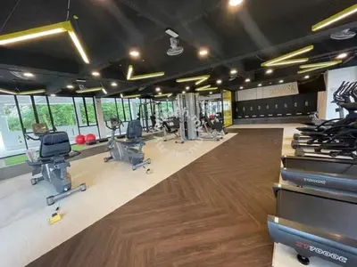 a gym with many chairs and desks and windows at IPOH The COVE at Ipoh Garden East 7 PAX Cozy Fully Air-Con in Ipoh