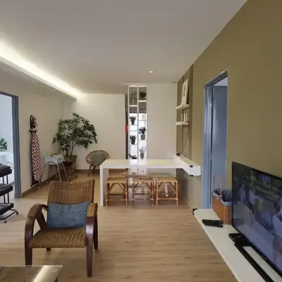 Emerald Avenue Cozy 3R3B Apartment 830