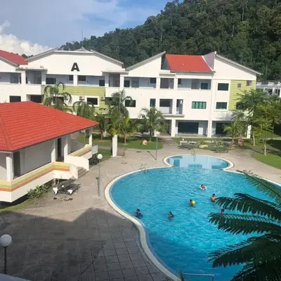 3 Rooms Apartment - Near Beach