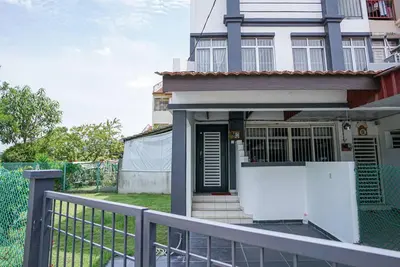 a house with a white gate and a fence at Jovial Modern Stylish Townhouse 8pax - BM Icon City in Bukit Mertajam