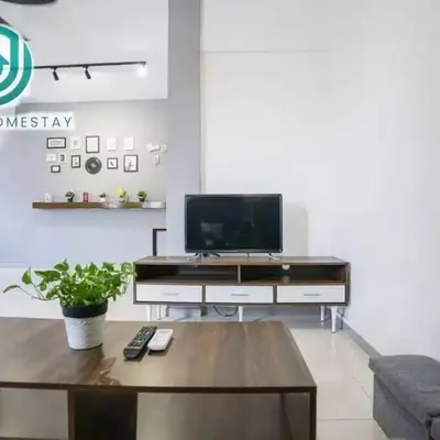 Jovial Modern Stylish Townhouse 8pax - BM Icon City