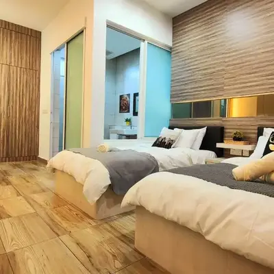 Ipoh City Modern Homestay Octagon 5-6 pax Apartment Suite Free Parking by City Home Empire