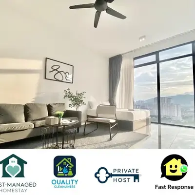 Beacon Executive Suites #Minimalist #SkyPool #Georgetown #6pax #2BR 2bath #3 Queen #Quality well maintained #Private host
