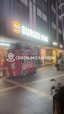 a food truck parked in front of a building at Qaseh Homestay Cameron Highlands 3 in Brinchang