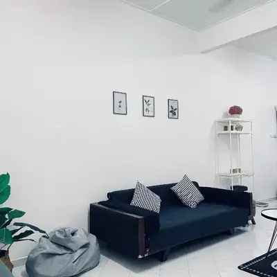Comfort Semi D House