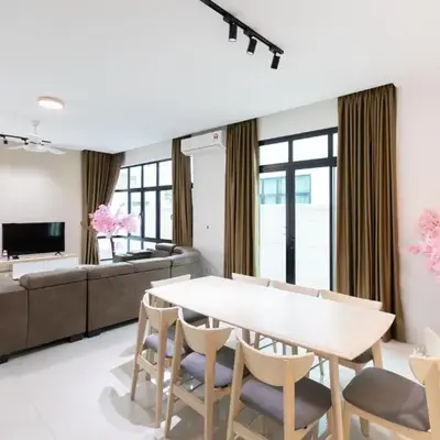 Muji Style 5BR Ferringhi Beach House 15Pax