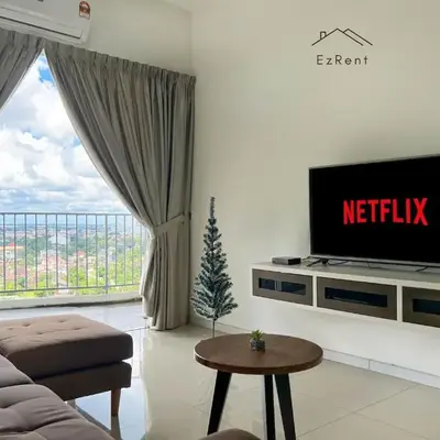 Taiping City Pool View Condo near Lake Garden Zoo & Free NetFlix WiFi