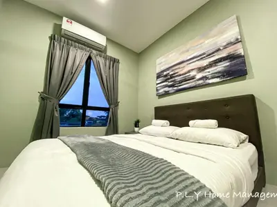 a bedroom with a large bed with a large window at Crystal Cozy Suite PoolView Netflix Waterpark@ Ipoh Station 18 in Ipoh