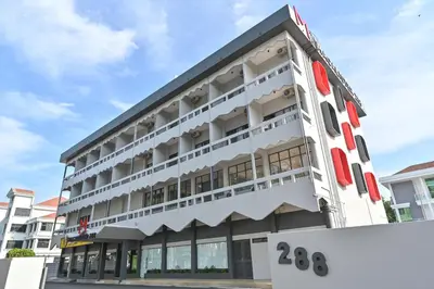 an external view of the hotel at Macalister 288 in George Town