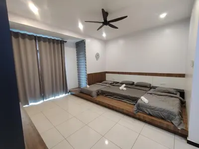 Gallery image of 16 Paxs Bungalow Homestay Hutan Melintang by Aloha in Hutan Melintang