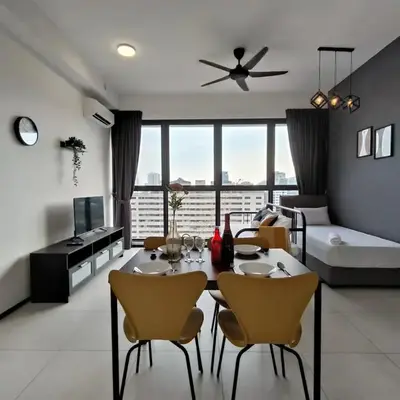 2BR OR 3BR Wonderful Homestay at Urban Suite BY LJ PULSE
