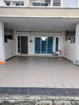 a white house with a garage with windows at IPOH BOTANI bauhaus 17pax/4BR/mahjong/tv box in Ipoh