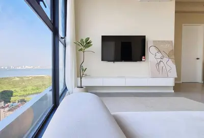 Gallery image of Bathtub with Seaview, 8pax, Urban Suites - 5km to Komtar in George Town