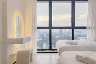 Gallery image of HomeCinema with Seaview, 8pax, Urban Suites by PG Home in George Town