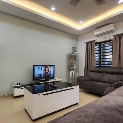 AY Homestay Midtown Falim