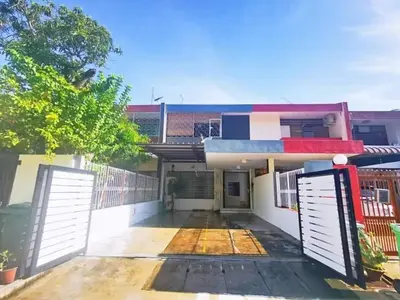 a house with a gate in front of it at 12 George town 6room terrace gurney heritage adventist hospital restaurant shopping mall in George Town