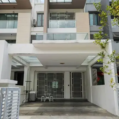 162 Home4Stay Deluxe Big 3story 6Rooms 20pax Wedding USM Arena Bridge