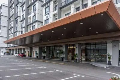 a view of the front of a building at Zenith Suites Cameron in Tanah Rata