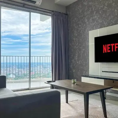 Lake Garden View 3BR Condo High Floor with Swimming Pool Free WiFi and Netflix Near Taiping Zoo