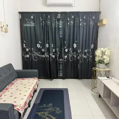 Mom House