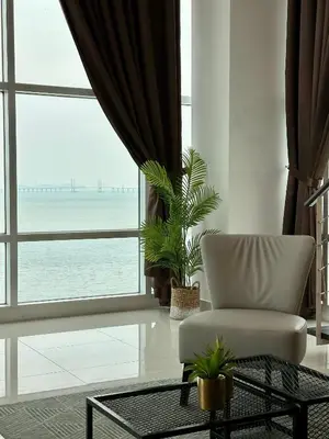 Gallery image of Panoramic Seaview Duplex Suites Maritime in Jelutong