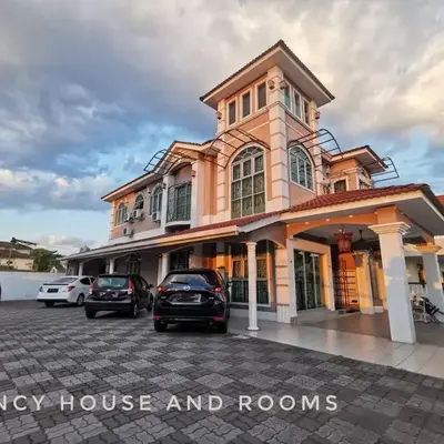 Castle Bungalow In Bercham Ipoh