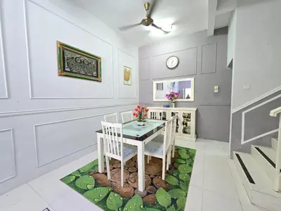 Gallery image of Homestay EPOH Bandar Meru Impian in Ipoh
