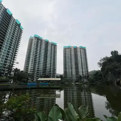Ipoh Lakeside Apartment with Mountain View