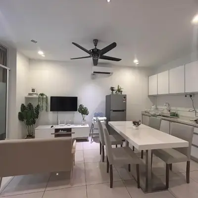 City View & Sea View Mansion One Gleneagles Gurney Komtar George Town by Cozy Cottage Haven