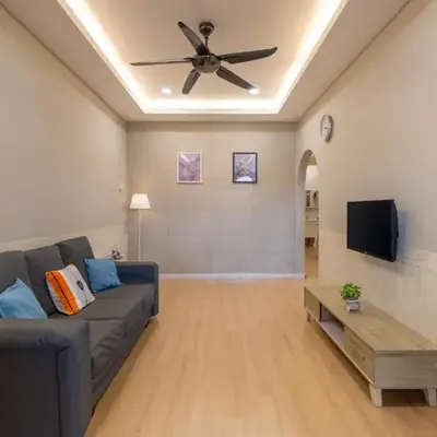 Nibong Tebal Comfy Landed Homestay with WiFi & Netflix