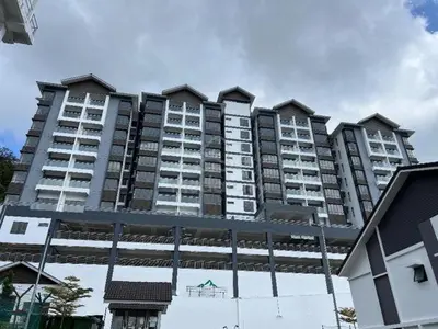a large apartment building with many windows at Ammara Homestay 2 Palas Horizon Kea Farm in Cameron Highlands