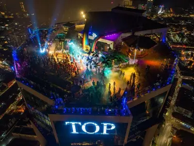 an overhead view of a top concert at night at GEORGETOWN @ NEW WAVE HOTEL in George Town