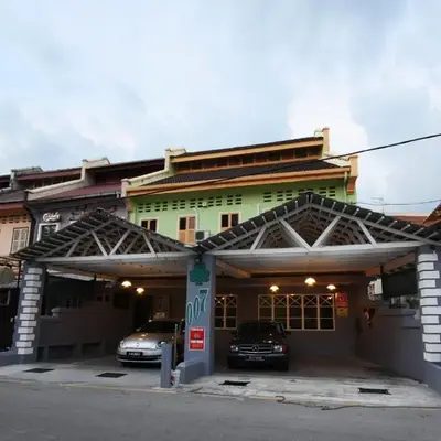 Shamrock Guest House II