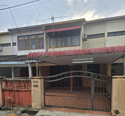a building with an awning in front of it at 3999 Sejahtera Homestay in Lunas