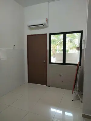 an empty room with a door and a window at Pangkor Shu Yuan \u90a6\u54af\u5c9b\u5885\u82d1\u6d77\u6ee9\u522b\u5885 in Pangkor