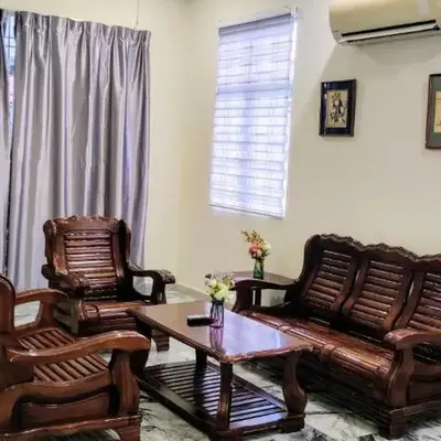 13paxs Semi D Homestay Hutan Melintang
