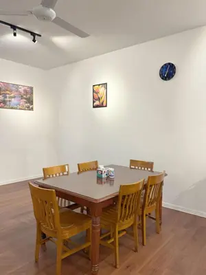 a dining room table and chairs in a room at 180view TopHill Keafarm 7-9Pax #Cool Summer Cameron in Brinchang