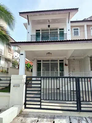 a house with a gate in front of it at Inap Kluster Height , Kuala Kangsar in Kuala Kangsar