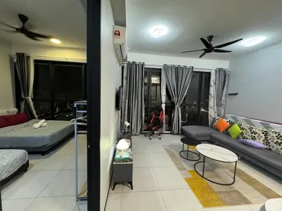 Gallery image of 3BR Apartment Netflix,Cozy,Peaceful FamilyHome 10pax in George Town