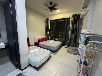 Gallery image of 3BR Apartment Netflix,Cozy,Peaceful FamilyHome 10pax in George Town