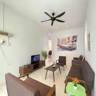 Jovial Single Storey Cozy Haus 9Pax
