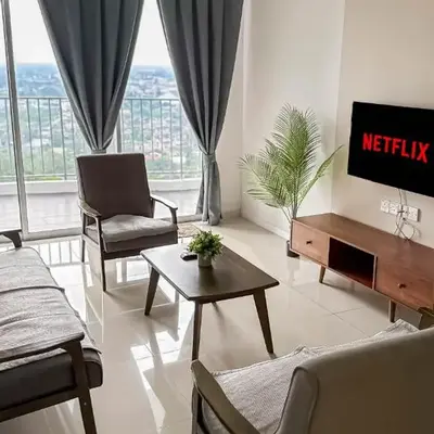 Crystal Creek Sunset Pool View Condo for 10 Guests with Free Netflix & WiFi