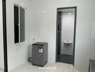 a bathroom with a sink and a shower and a toilet at PaddyView 2-storey Landed GuestHouse 15pax 4R3B \u7a3b\u7530\u4e2d\u592e\u6c11\u5bbf in Sekincan