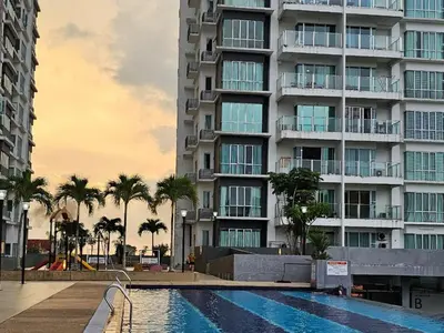 a swimming pool in front of a tall building at \u65e5\u5f0f10\u697c7\u53f7 Comfy Japanese Style Unblocked Paddy View in Sekincan