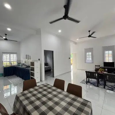 D'Laman Homestay