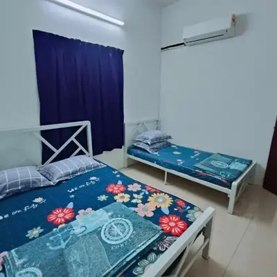 Luna Homestay Lumut