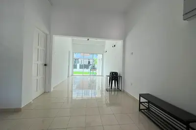 Gallery image of Trichrome Marina Island Minimalist Villa with Balcony in Lumut