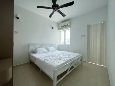 Gallery image of Trichrome Marina Island Minimalist Villa with Balcony in Lumut
