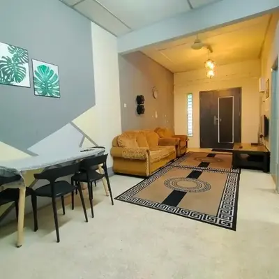 RZ HOMESTAY With WiFi